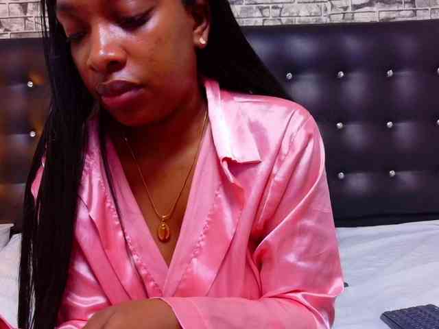 shamira-moore webcam