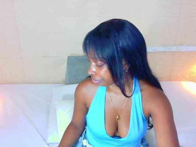 shamira-moore webcam