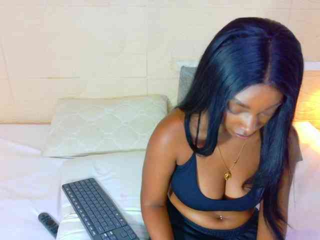 shamira-moore webcam