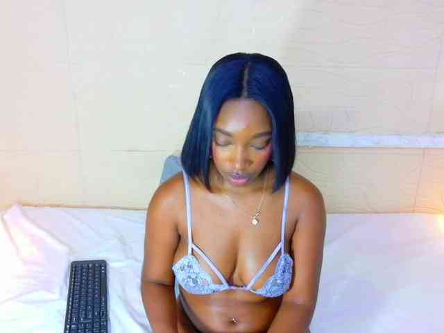 shamira-moore webcam