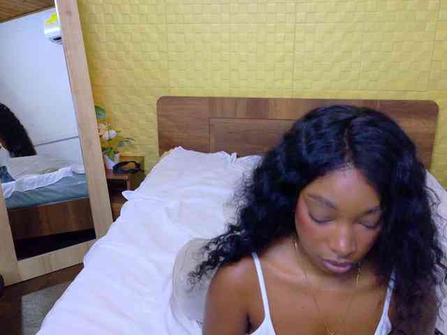 shamira-moore webcam