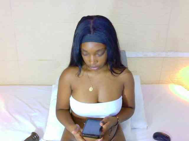 shamira-moore webcam