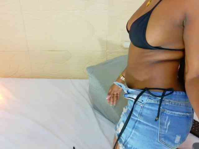 shamira-moore webcam