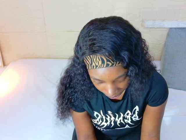 shamira-moore webcam