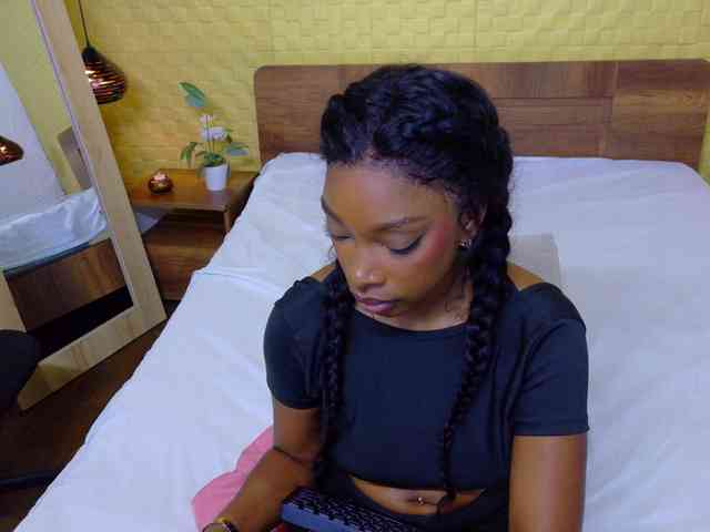 shamira-moore shamira-moore