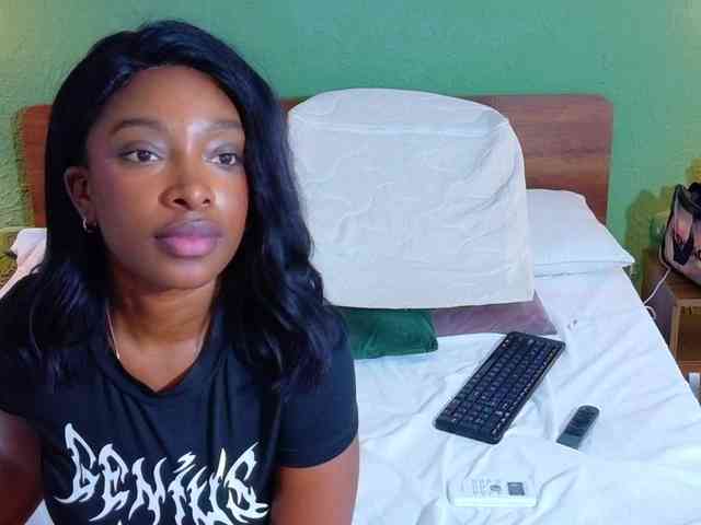 shamira-moore webcam