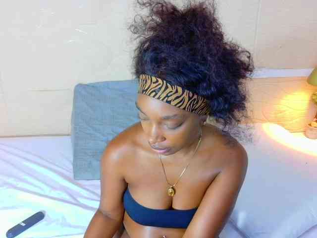 shamira-moore webcam