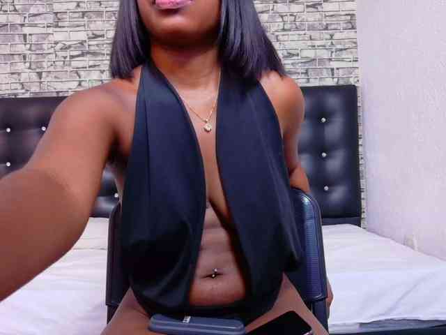 shamira-moore webcam