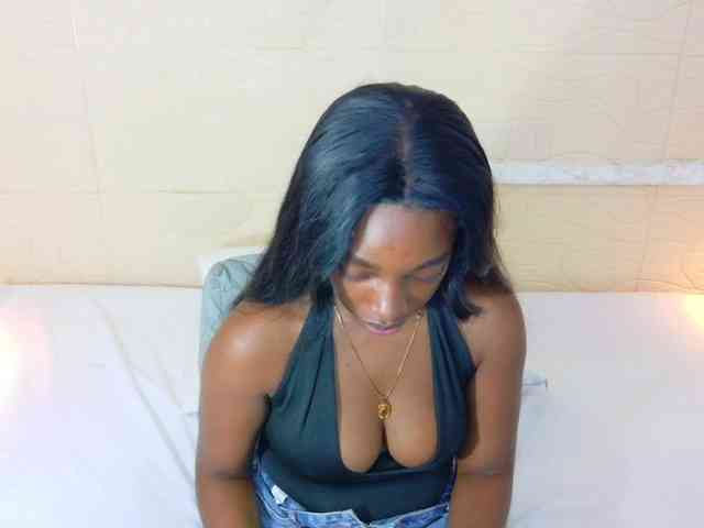 shamira-moore webcam