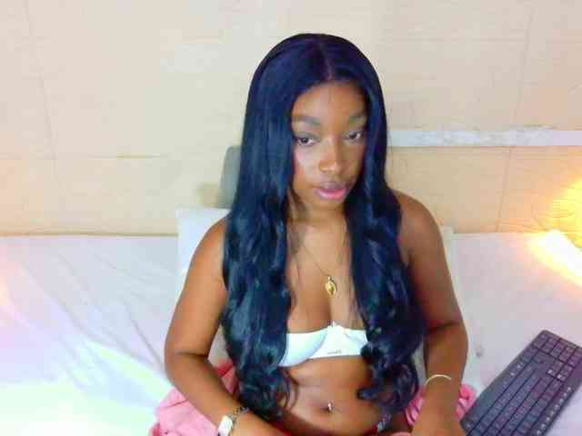 shamira-moore webcam