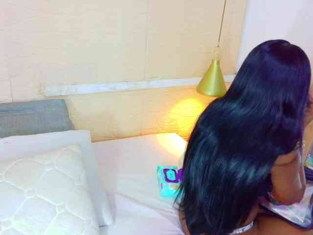 shamira-moore webcam