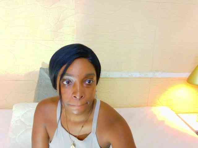 shamira-moore webcam