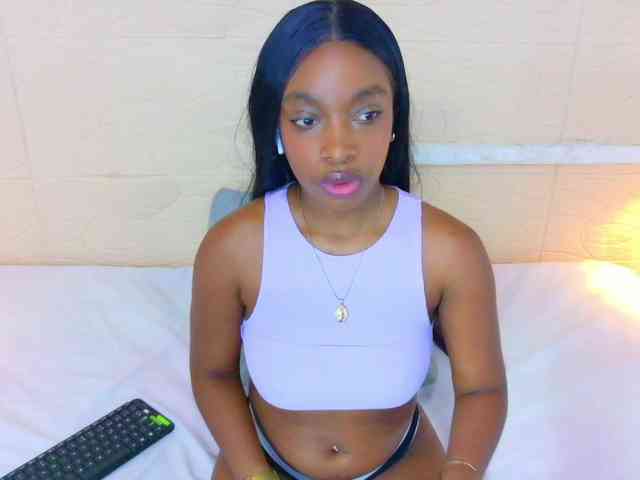 shamira-moore webcam