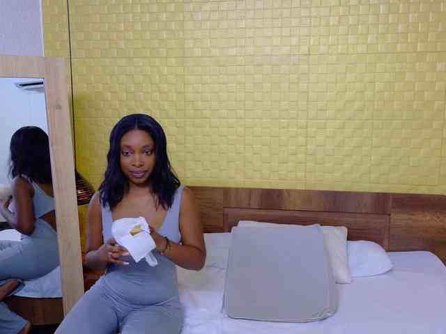 shamira-moore webcam