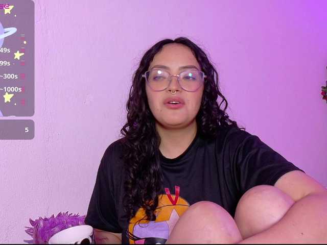 ela-peach's BongaCams show and profile