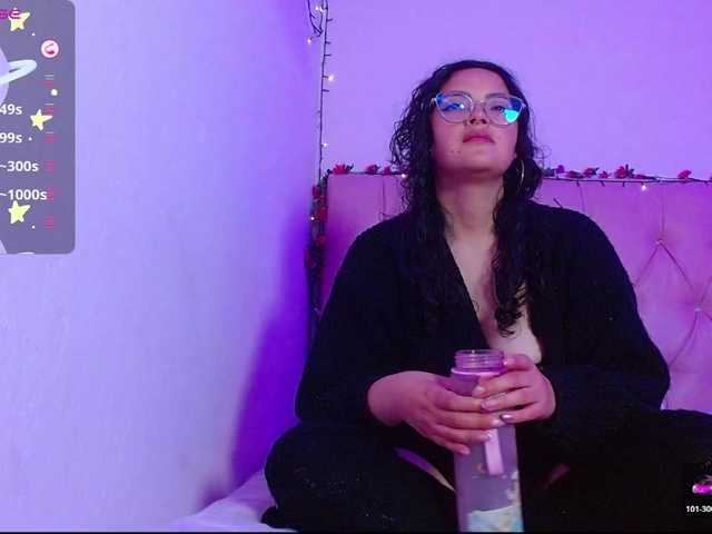 ela-peach's BongaCams show and profile