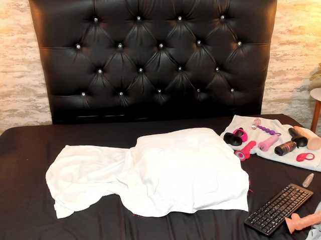 exotical-baby's BongaCams show and profile