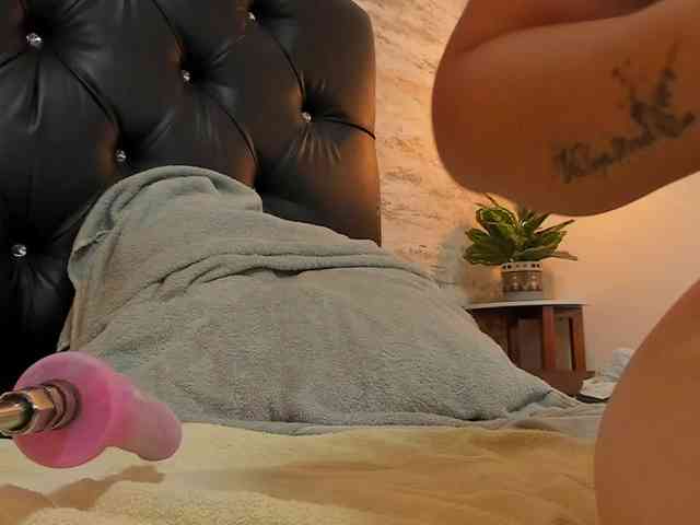 exotical-baby webcam