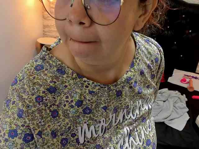 exotical-baby webcam