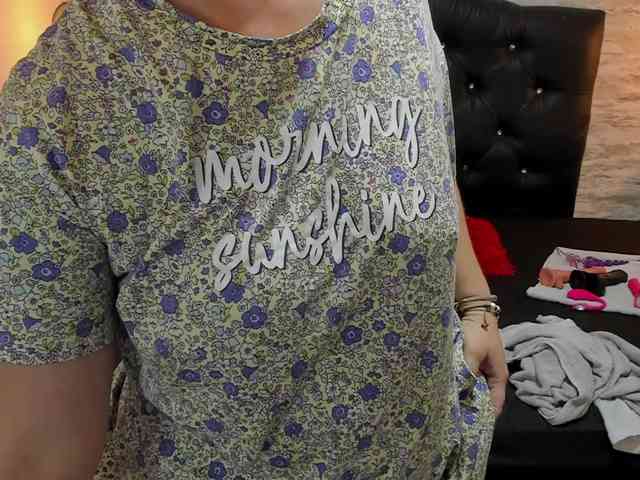 exotical-baby webcam