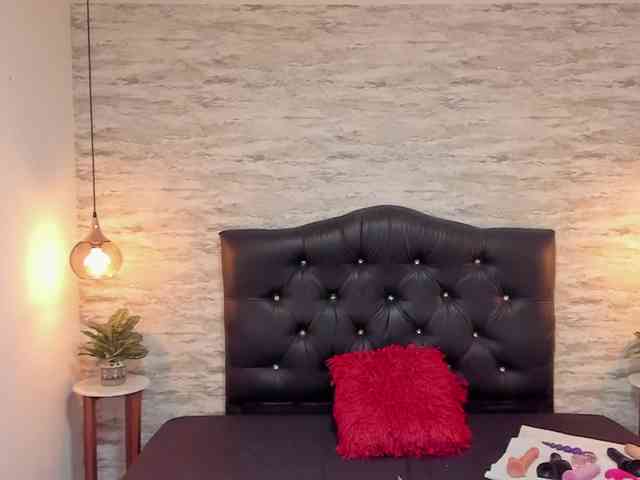 exotical-baby webcam