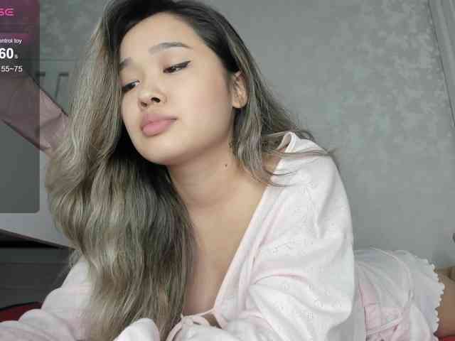 Rae-lil Live Webcam on BongaCams