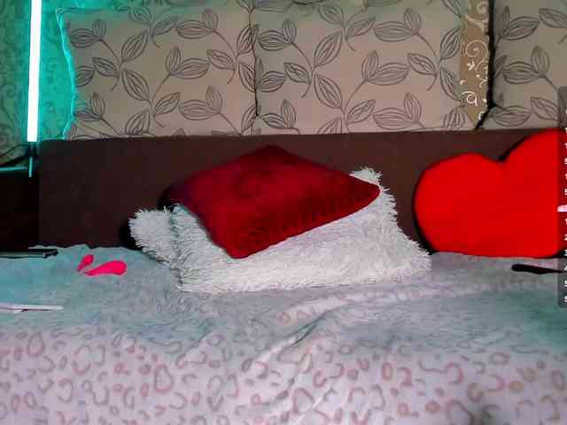 DanaKareninaxxx webcam