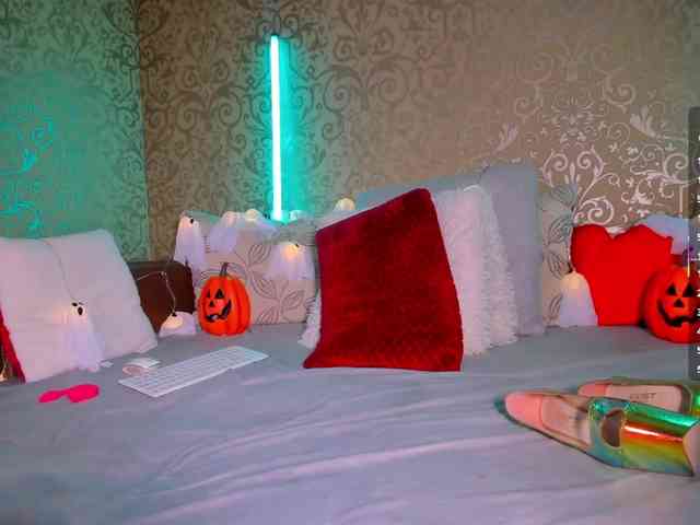 DanaKareninaxxx webcam