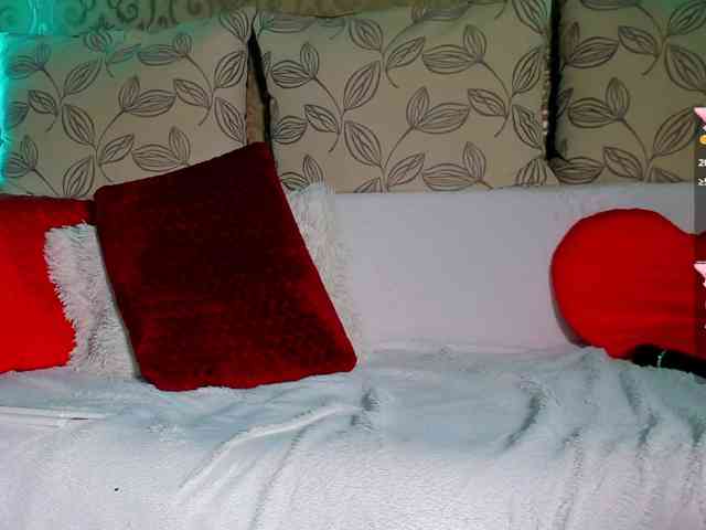 DanaKareninaxxx webcam