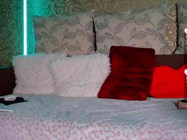 DanaKareninaxxx webcam