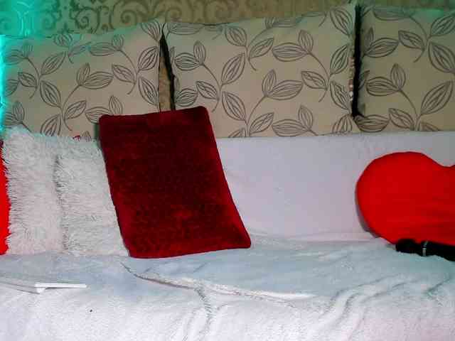 DanaKareninaxxx webcam