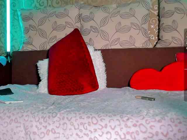 DanaKareninaxxx webcam