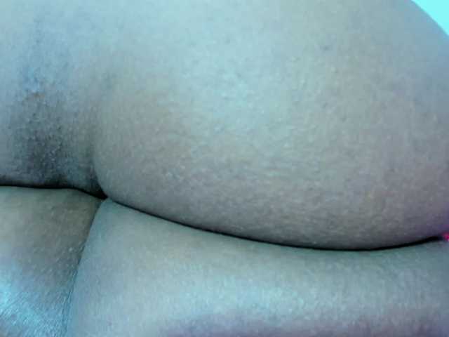 RACHELL-HOT's BongaCams show and profile