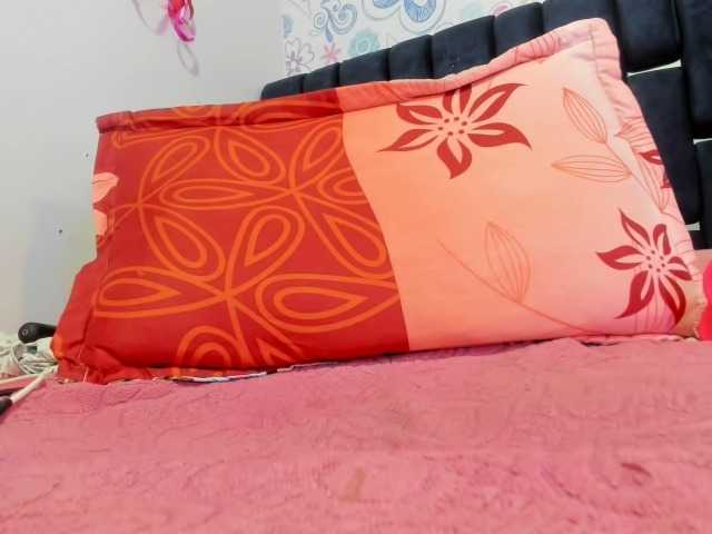 RACHELL-HOT's BongaCams show and profile