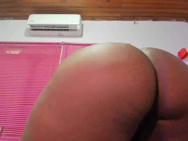 RACHELL-HOT's BongaCams show and profile