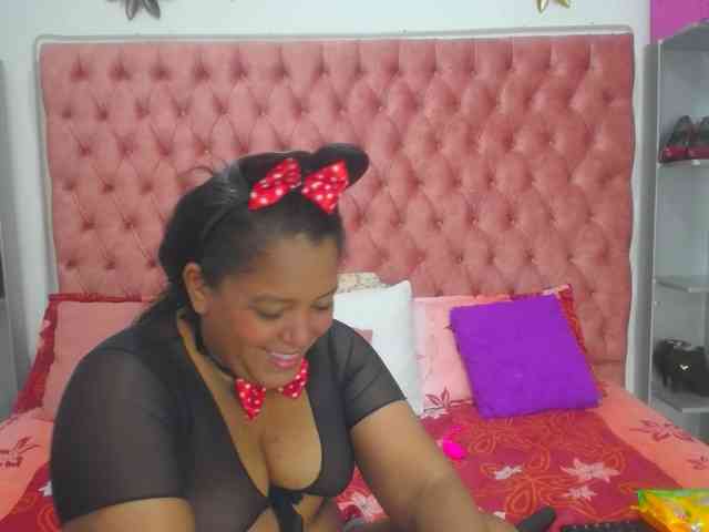 RACHELL-HOT webcam