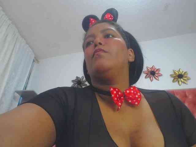 RACHELL-HOT webcam