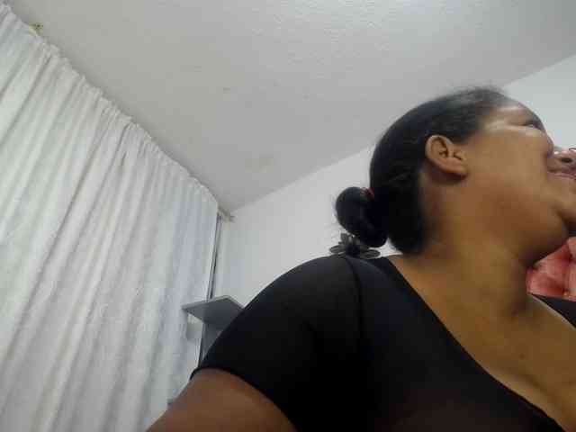 RACHELL-HOT webcam