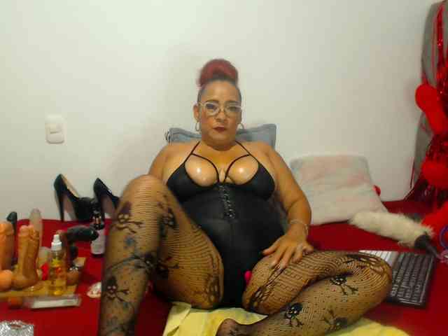 sweetgoddessbig webcam