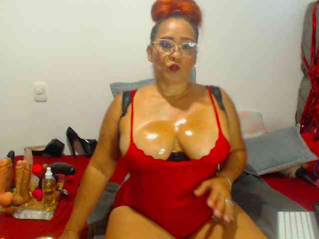 sweetgoddessbig webcam