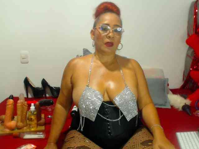 sweetgoddessbig webcam