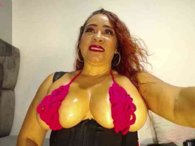 sweetgoddessbig webcam