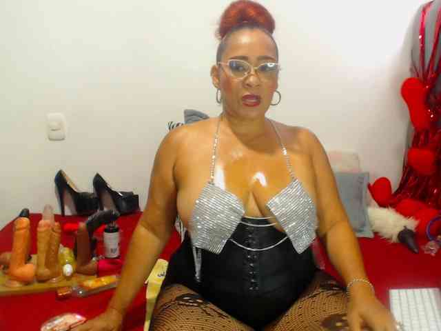 sweetgoddessbig webcam