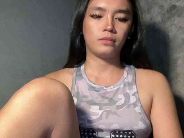 Maya-hera Live Webcam on BongaCams