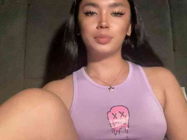 Maya-hera Live Webcam on BongaCams