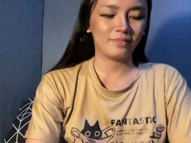 Maya-hera Live Webcam on BongaCams