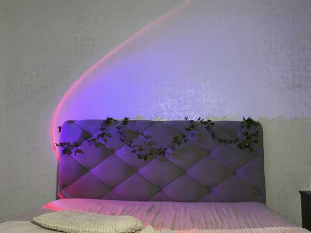 muIatkaa's BongaCams show and profile