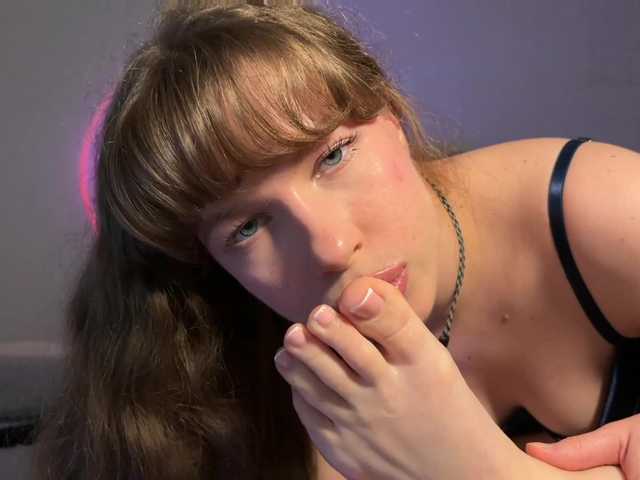 muIatkaa's BongaCams show and profile