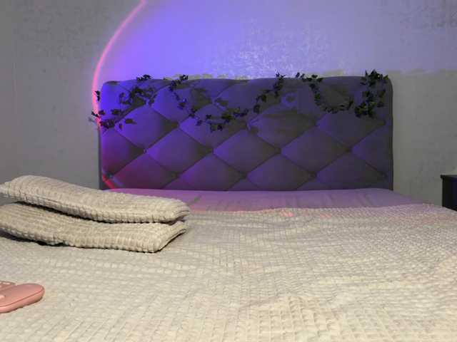 muIatkaa's BongaCams show and profile