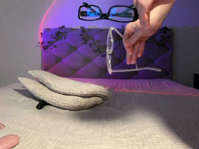 muIatkaa's BongaCams show and profile